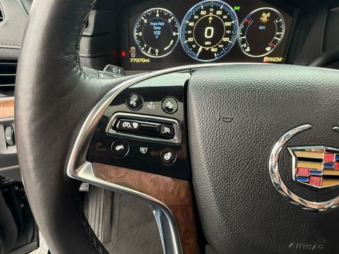 Used 2015 Cadillac Escalade ESV Luxury image 22