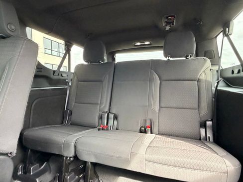 Used 2023 GMC Yukon XL SLE AWD/4WD image 22