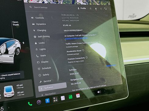 Used 2018 Tesla Model 3 Long Range AWD/4WD image 18