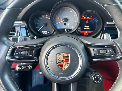 Certified 2022 Porsche Macan S image 25