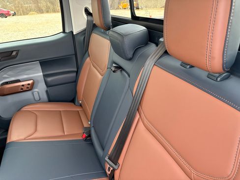 Used 2023 Ford Maverick Lariat w/ Lariat Luxury Package image 38