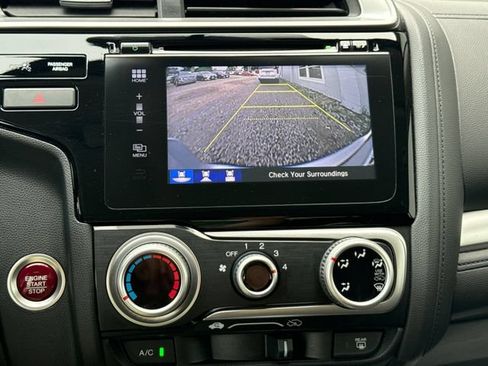 Used 2015 Honda Fit EX image 29