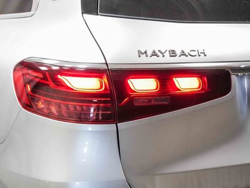 New 2026 Mercedes-Benz Maybach GLS 600 4MATIC image 9