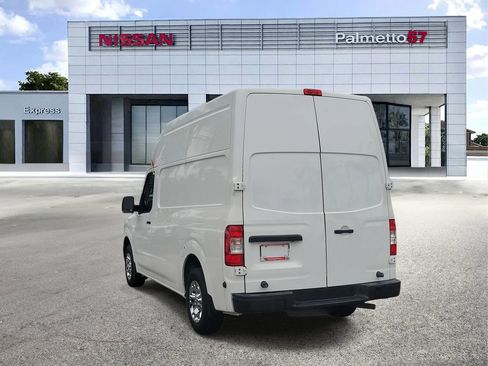 Used 2020 Nissan NV 2500 SV image 4