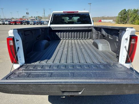 New 2026 GMC Sierra 3500 Pro AWD/4WD image 9