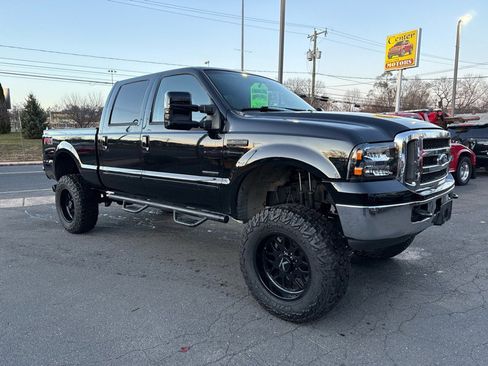 Used 2003 Ford F250 Lariat image 3