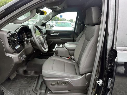 Used 2024 Chevrolet Silverado 1500 LT AWD/4WD image 10