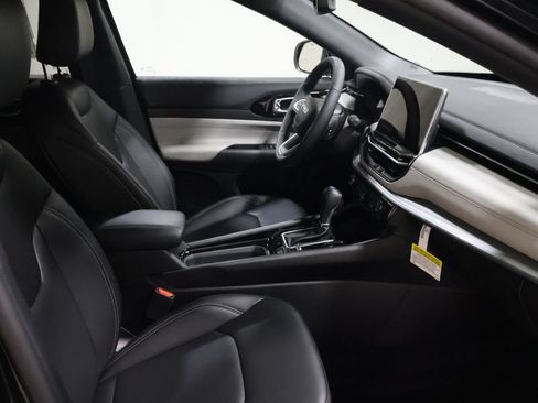 New 2026 Jeep Compass Limited AWD/4WD image 17