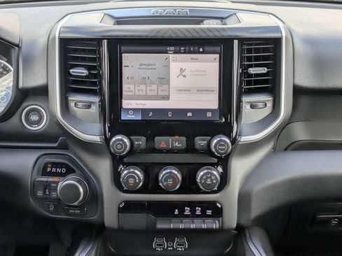 New 2026 RAM 1500 Express AWD/4WD image 17