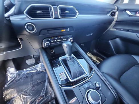 Used 2021 MAZDA CX-5 Touring image 29