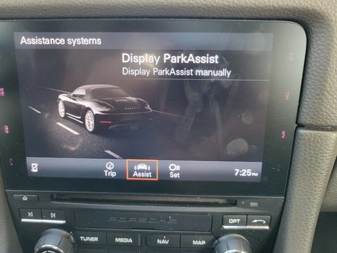 Used 2023 Porsche 718 Boxster image 24