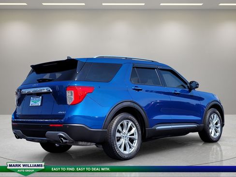 Used 2021 Ford Explorer Limited w/ Equipment Group 301A AWD/4WD image 4