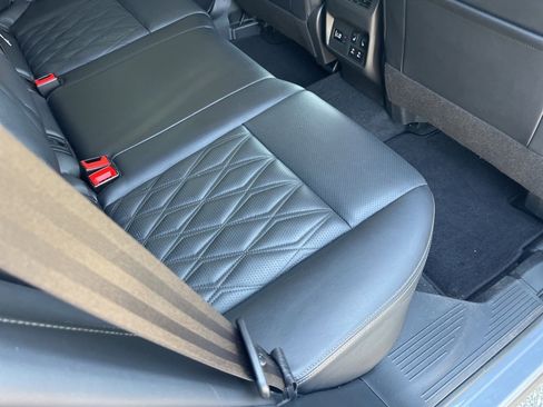 Used 2024 Nissan Rogue Platinum w/ Platinum Premium Package image 26