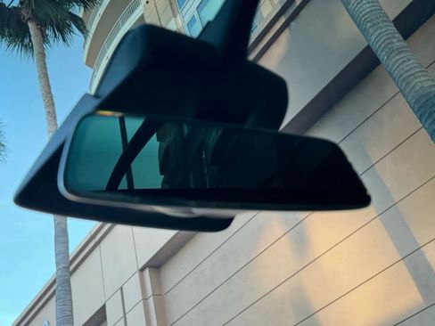 Used 2021 Tesla Model X Long Range image 32