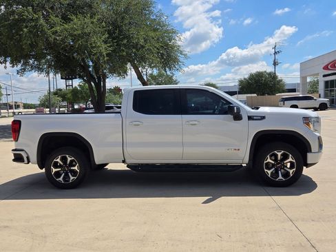 Used 2021 GMC Sierra 1500 AT4 w/ AT4 Value Package AWD/4WD image 8