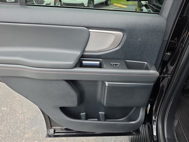 Certified 2025 Ford Expedition Active RWD image 13