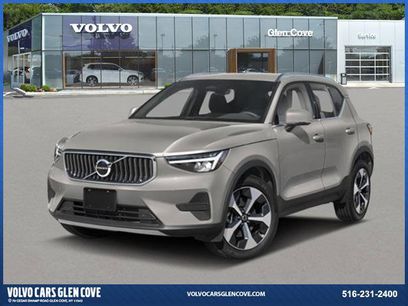 New 2025 Volvo XC40 B5 Ultra w/ Climate Package