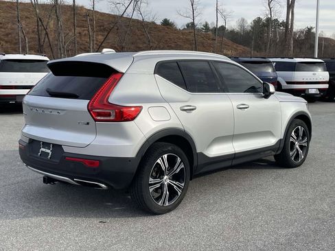 Used 2019 Volvo XC40 T5 Inscription image 28