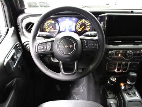 New 2026 Jeep Gladiator Sport image 12