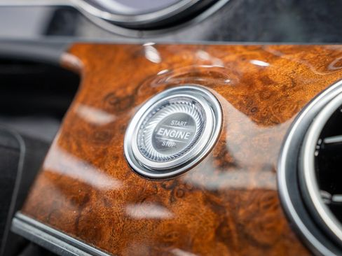 Used 2019 Mercedes-Benz E 300 4MATIC w/ Premium 1 Package image 34