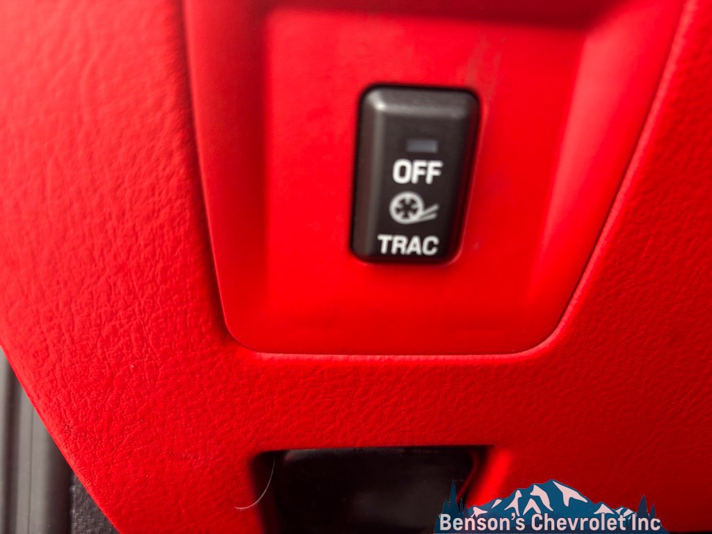 Used 2005 Ford Thunderbird RWD image 25