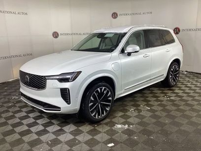 New 2026 Volvo XC90 T8 Ultra w/ Protection Package Premier