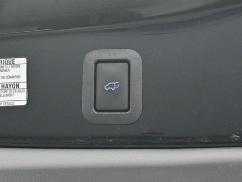 Used 2016 Toyota Highlander Limited Platinum image 9