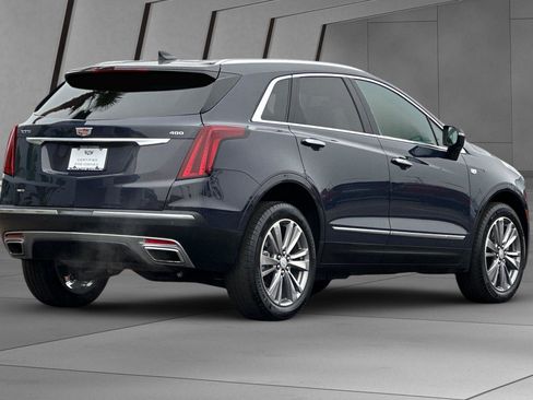 Certified 2025 Cadillac XT5 Premium Luxury image 4