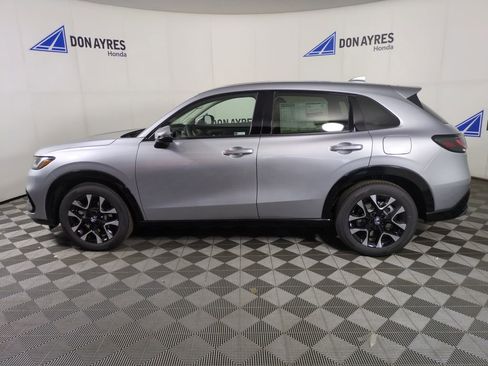 New 2026 Honda HR-V EX-L image 2