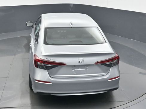 Certified 2025 Honda Civic LX image 6