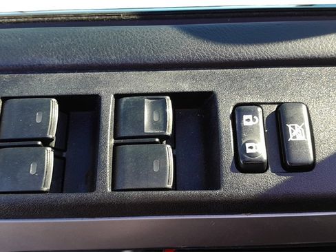 Used 2014 Toyota 4Runner Limited image 16