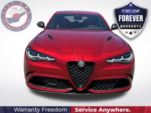 Used 2024 Alfa Romeo Giulia Quadrifoglio RWD image 10