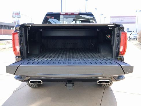 Used 2022 GMC Sierra 1500 AT4 w/ AT4 Premium Package image 23
