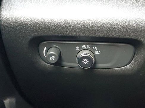 Certified 2023 Chevrolet Traverse RS image 21