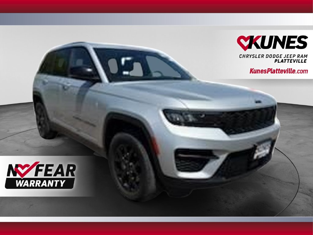 Used 2024 Jeep Grand Cherokee Altitude AWD/4WD image 1
