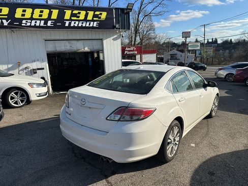 Used 2009 MAZDA MAZDA6 i Grand Touring w/ Moonroof & Bose Pkg image 4