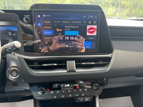 Certified 2026 Subaru Outback Premium AWD/4WD image 17