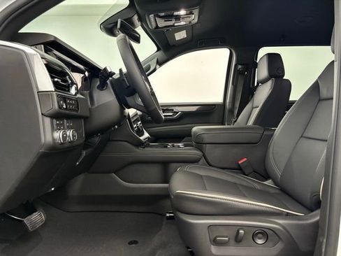 New 2026 GMC Yukon XL Elevation image 19