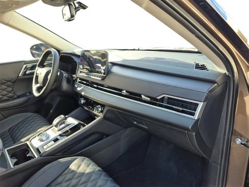Used 2024 Mitsubishi Outlander SEL image 28
