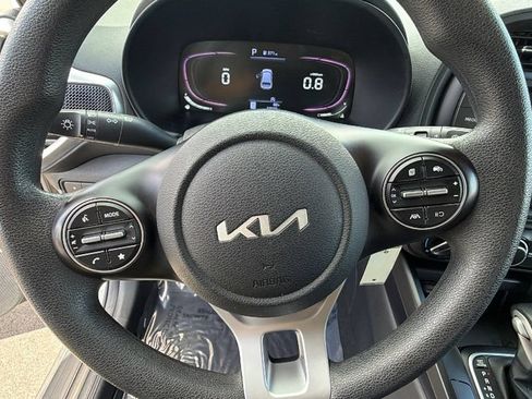Used 2024 Kia Soul LX w/ Option Group 015 FWD image 18