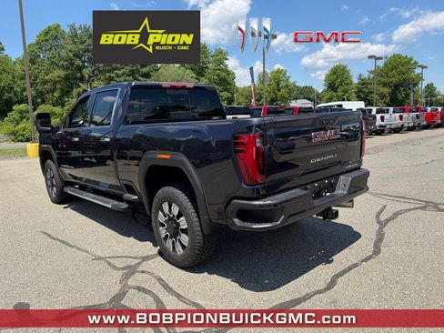 New 2026 GMC Sierra 2500 Denali w/ Denali Reserve Package AWD/4WD image 3