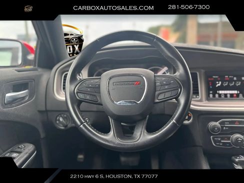 Used 2022 Dodge Charger SXT RWD image 10