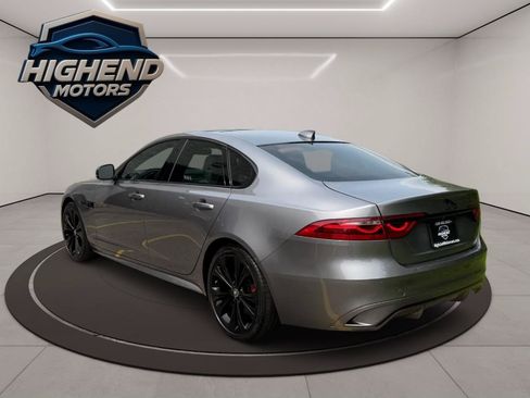 Used 2024 Jaguar XF R-Dynamic SE AWD/4WD image 4