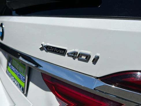 Used 2019 BMW X7 xDrive40i w/ Premium Package AWD/4WD image 29