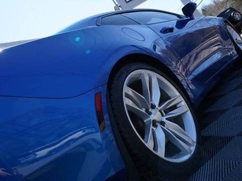 Used 2017 Chevrolet Camaro SS image 91