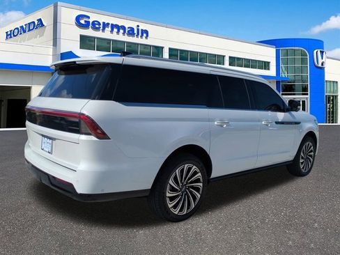 Used 2025 Lincoln Navigator L Black Label image 5