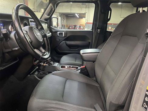 Used 2021 Jeep Wrangler Unlimited Sport image 17