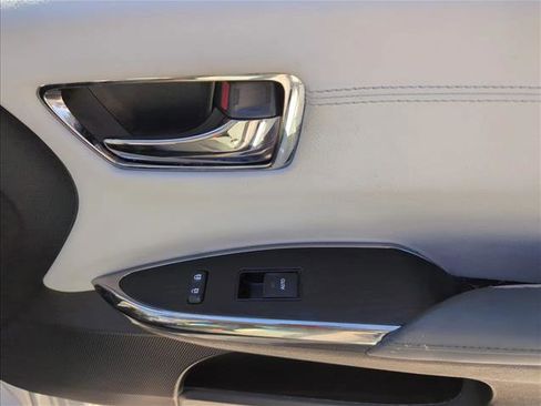 Used 2014 Toyota Avalon XLE Premium image 28