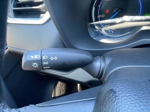 Used 2025 Toyota RAV4 XSE image 20