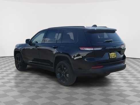 New 2025 Jeep Grand Cherokee L Altitude AWD/4WD image 3
